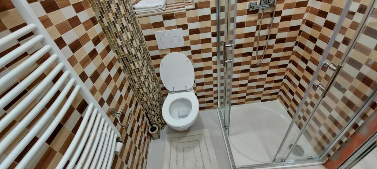 Apartment Krale Jiriho Karlsbad Buitenkant foto