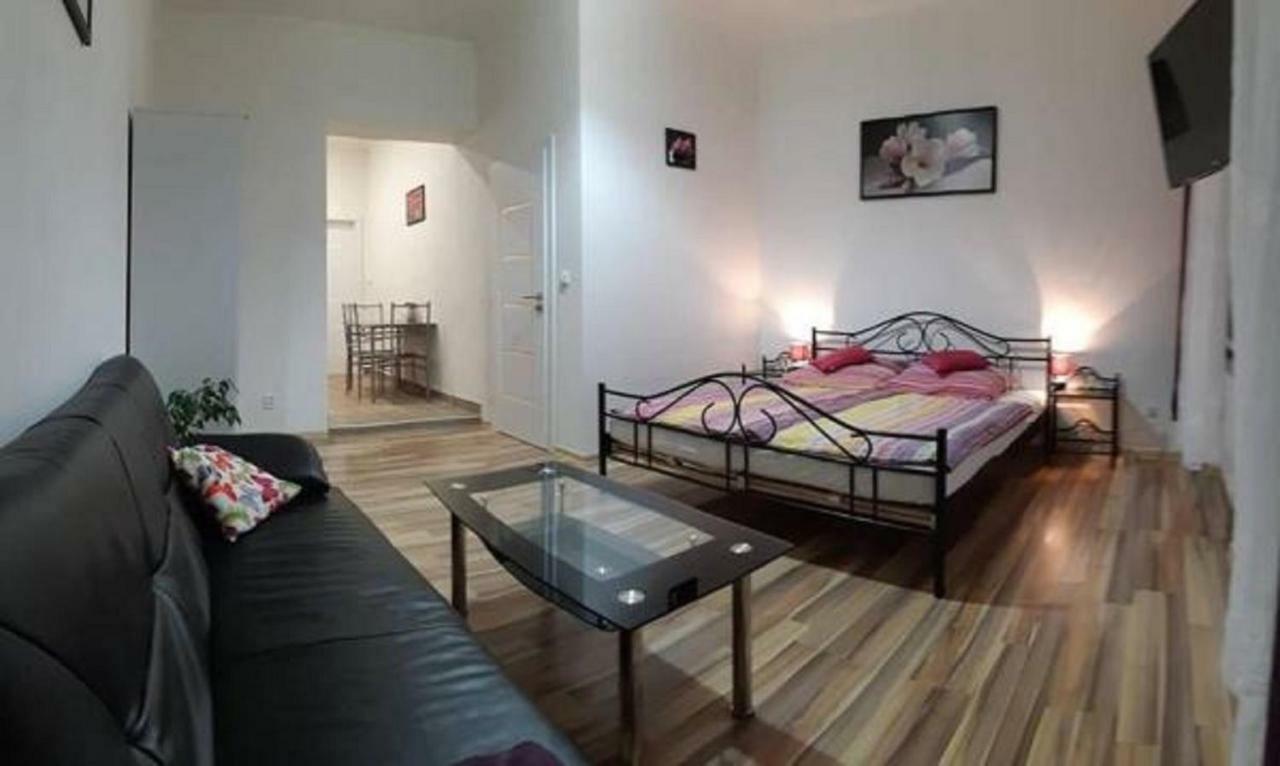 Apartment Krale Jiriho Karlsbad Buitenkant foto